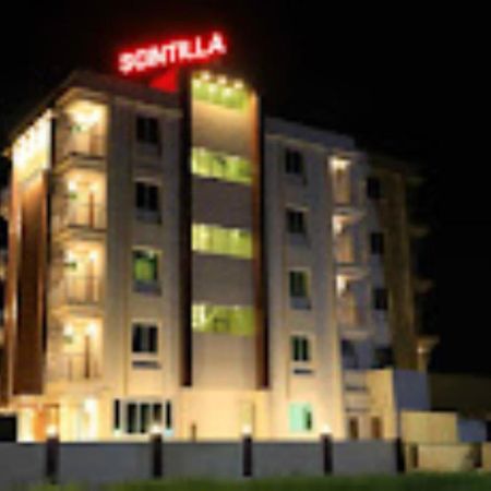 Hotel Krish , Сомнатх Экстерьер фото
