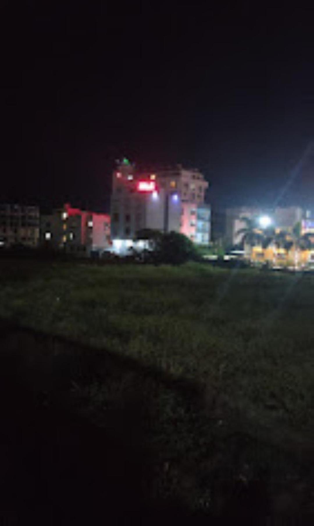 Hotel Krish , Сомнатх Экстерьер фото