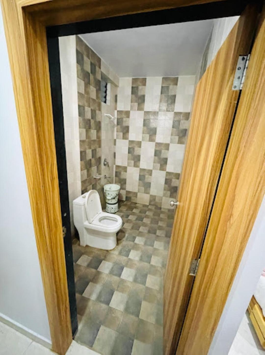 Hotel Krish , Сомнатх Экстерьер фото